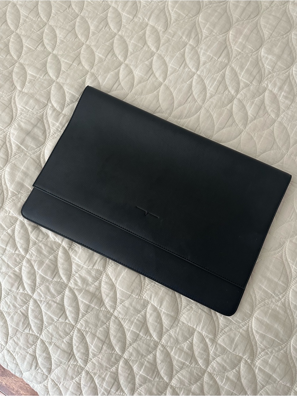 von Holzhausen MacBook 16” portfolio